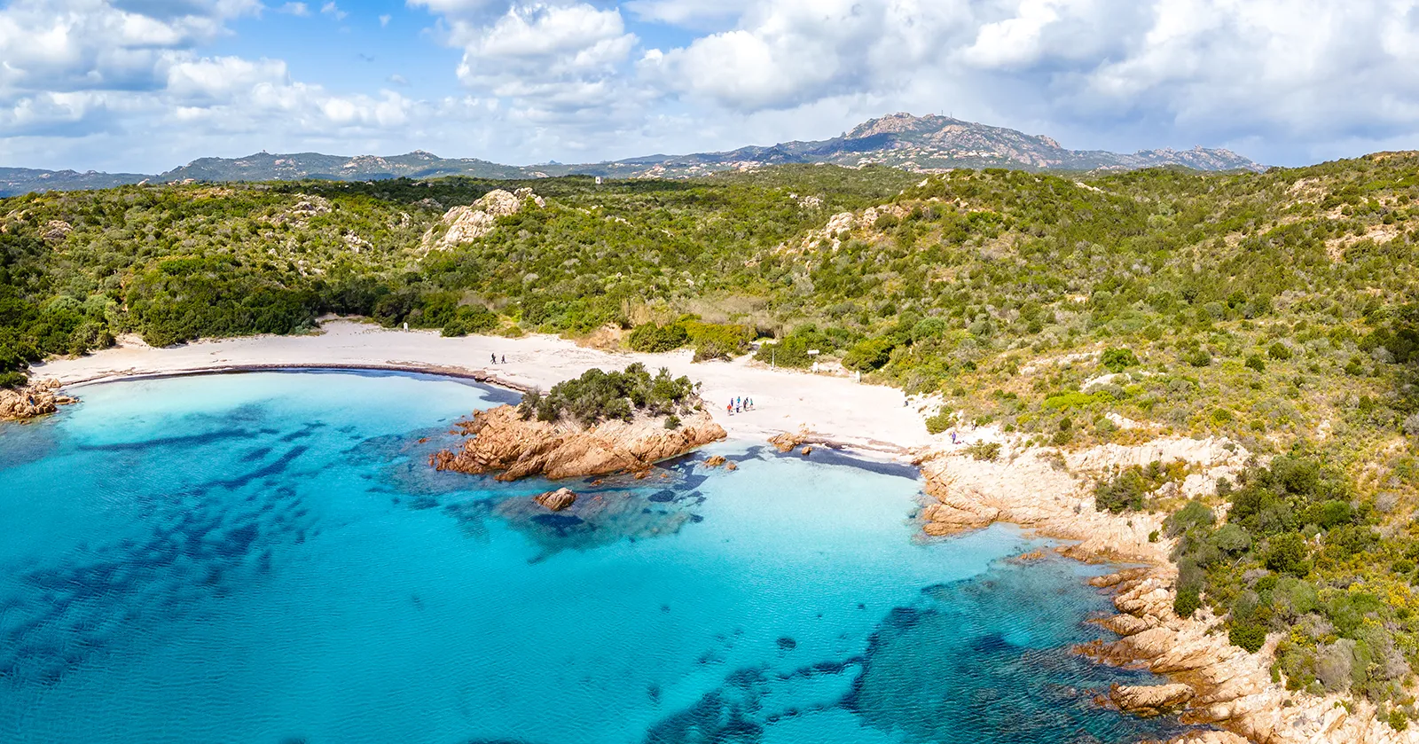 Paesaggio costiero della Sardegna